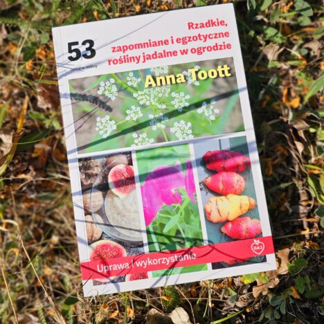 „Szydełkowanie. Breloczki, małe maskotki, przytulanki w&nbsp;piżamach 30 łatwych projektów”